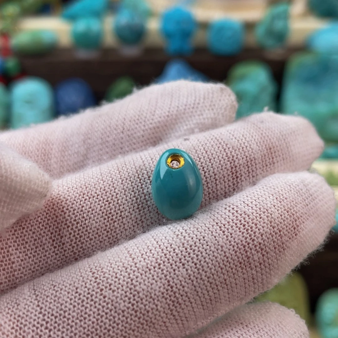 绿松石未镶嵌原矿