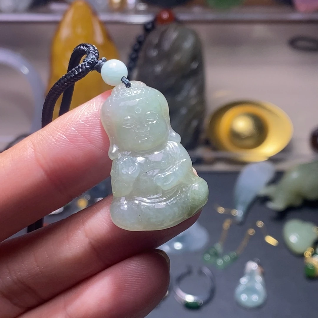翡翠未镶嵌颈饰宝宝佛