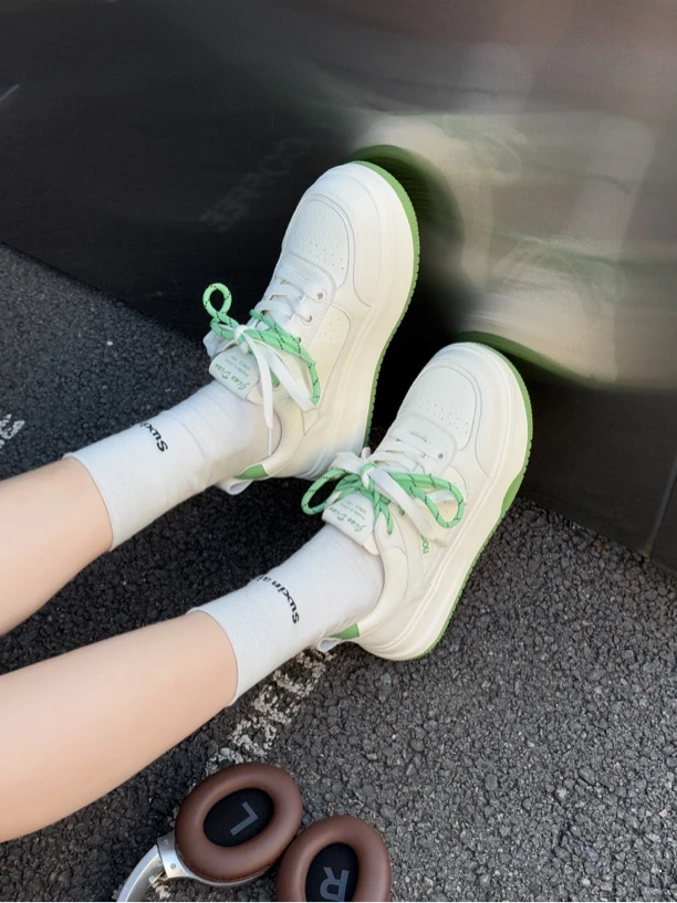 朱小姐大码女鞋40-43码（超轻发泡底）小白鞋单鞋8-68