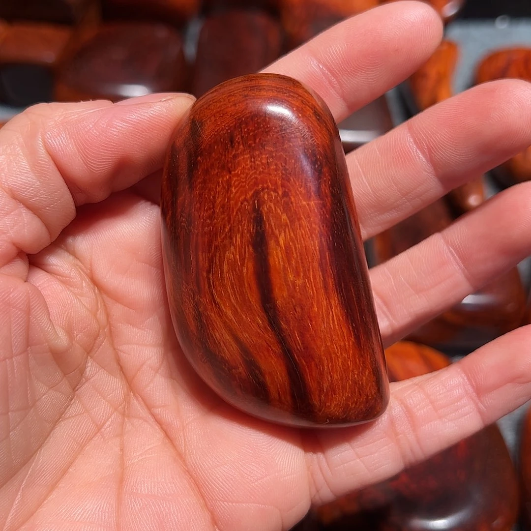 黄***明檀香紫檀（小叶紫檀）