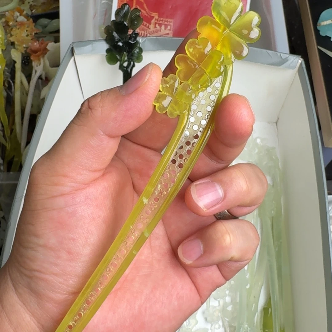 蛇纹石玉未镶嵌发饰