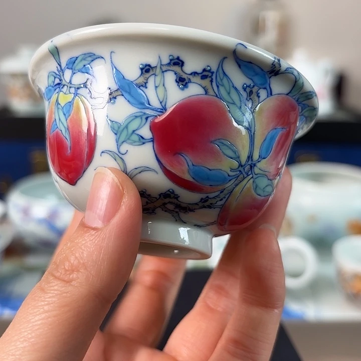 手工手绘青花斗彩主人杯