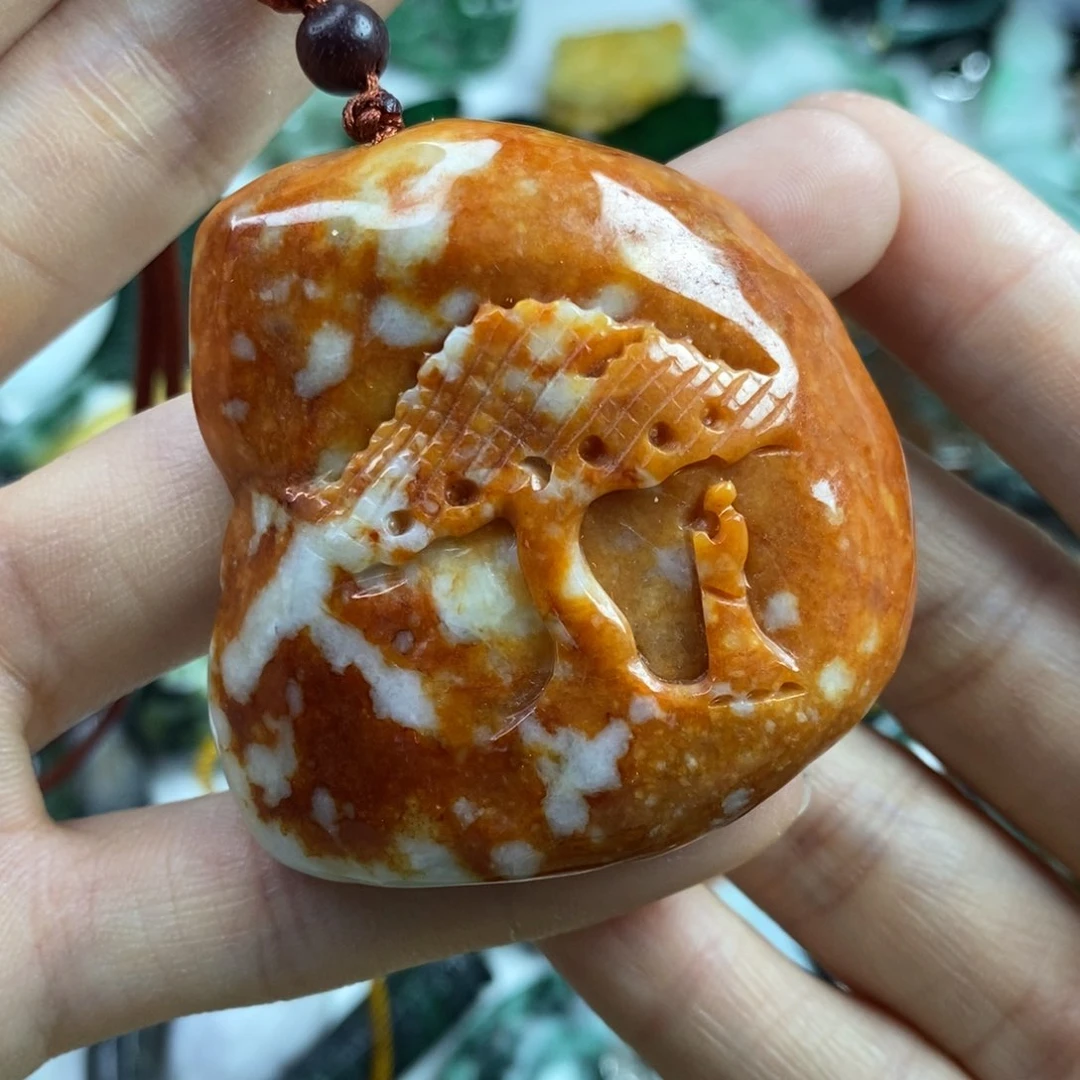 翡翠颈饰未镶嵌吊坠