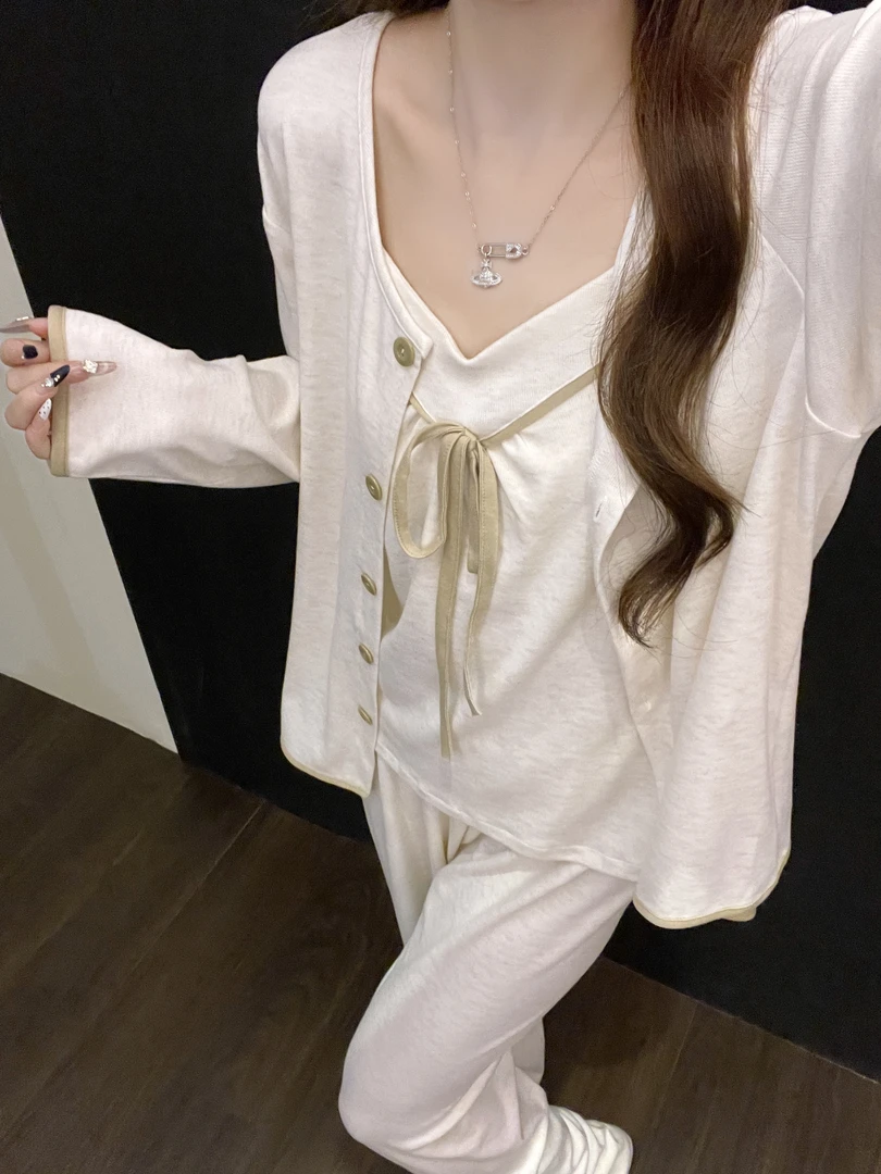 慵懒感带胸垫睡衣女秋冬磨毛绒2025新款保暖长袖吊带三件套家居服