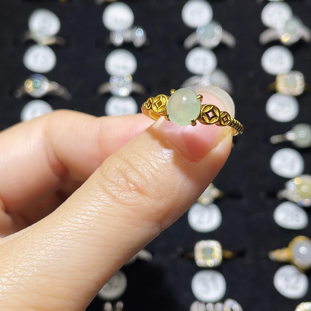 翡翠未镶嵌戒指戒指