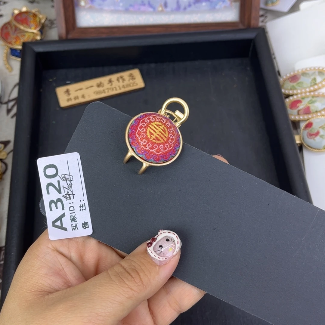 皮质锌合金抓夹宋锦小抓夹15