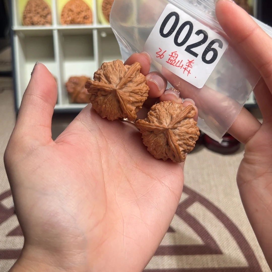 36全品36全品盘山奔文玩核桃