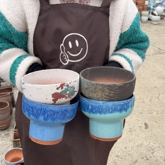 红陶口15高12瑕疵