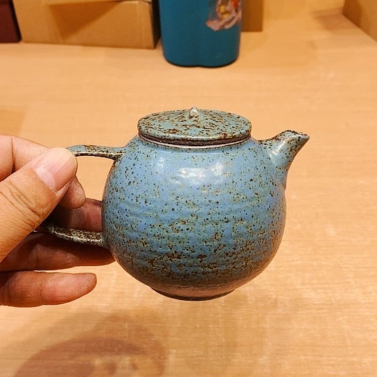 万千严选瓷器杂项如图所示风*子