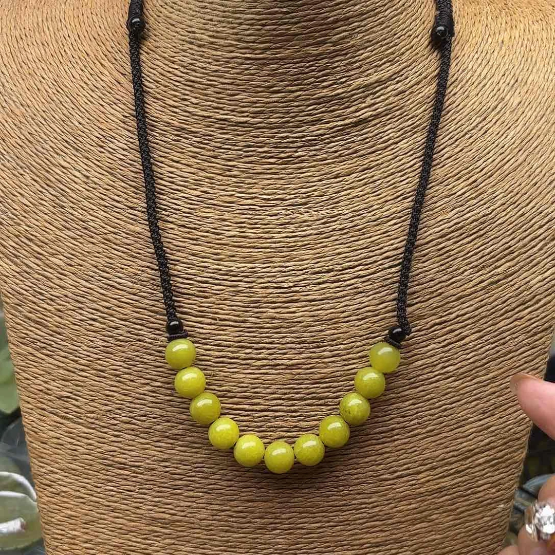 蛇纹石玉未镶嵌吊坠