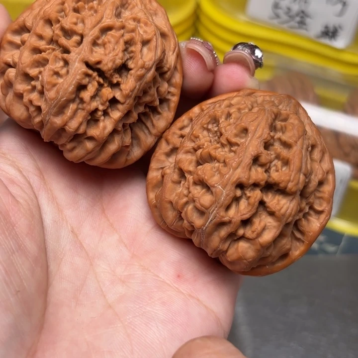 文玩核桃吊坠47-32092-02