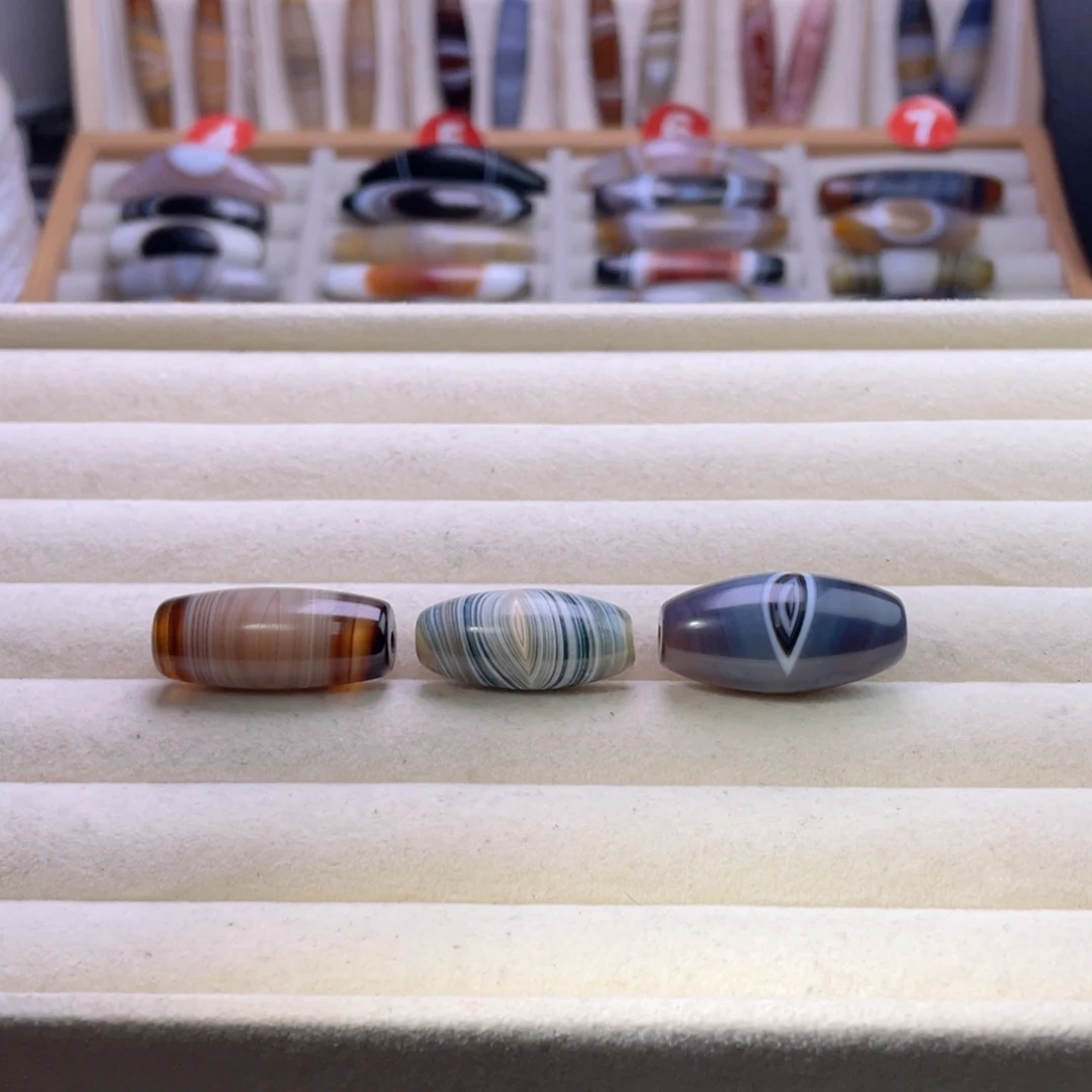 玛瑙/玉髓未镶嵌珠宝半成品有****头