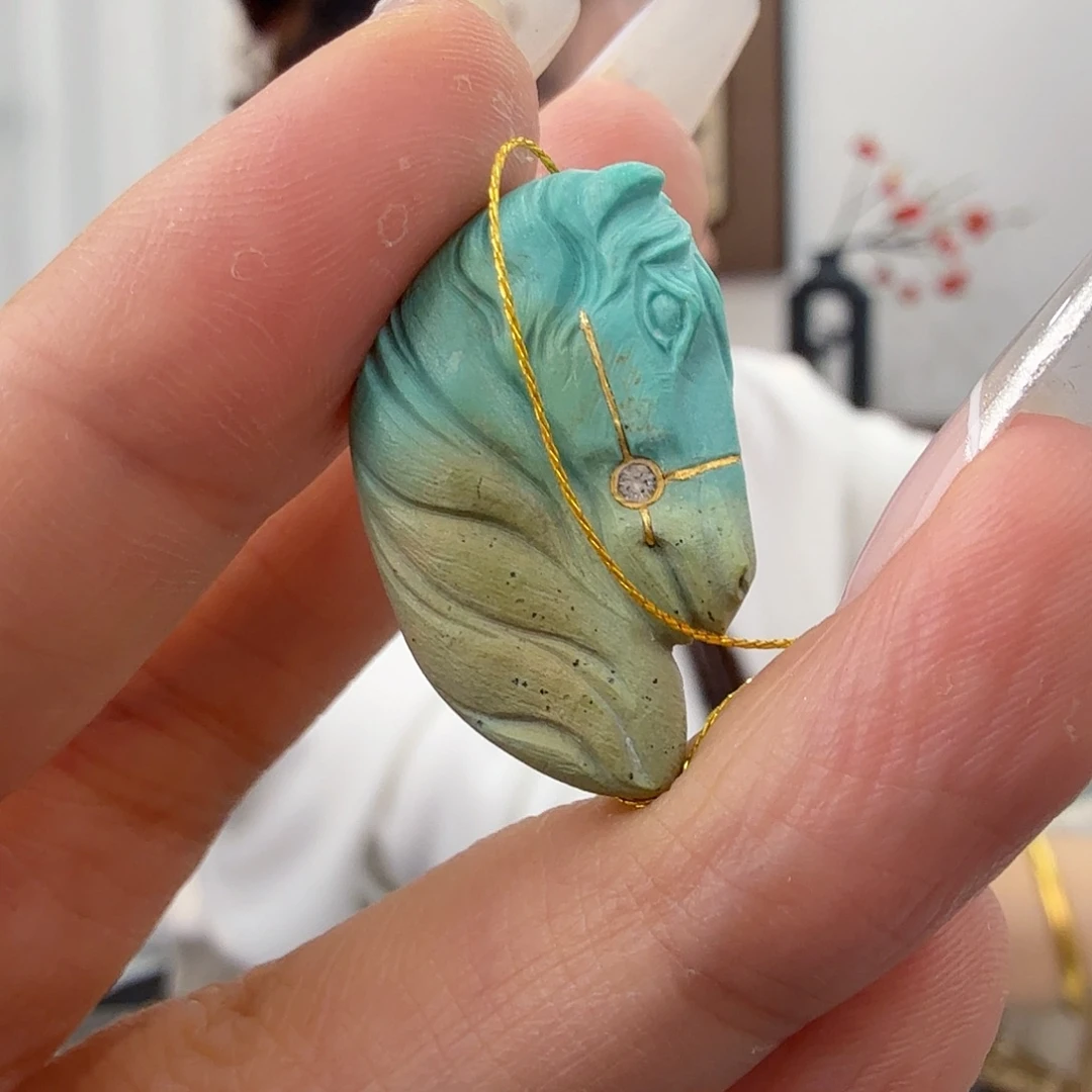 绿松石未镶嵌珠宝奇石