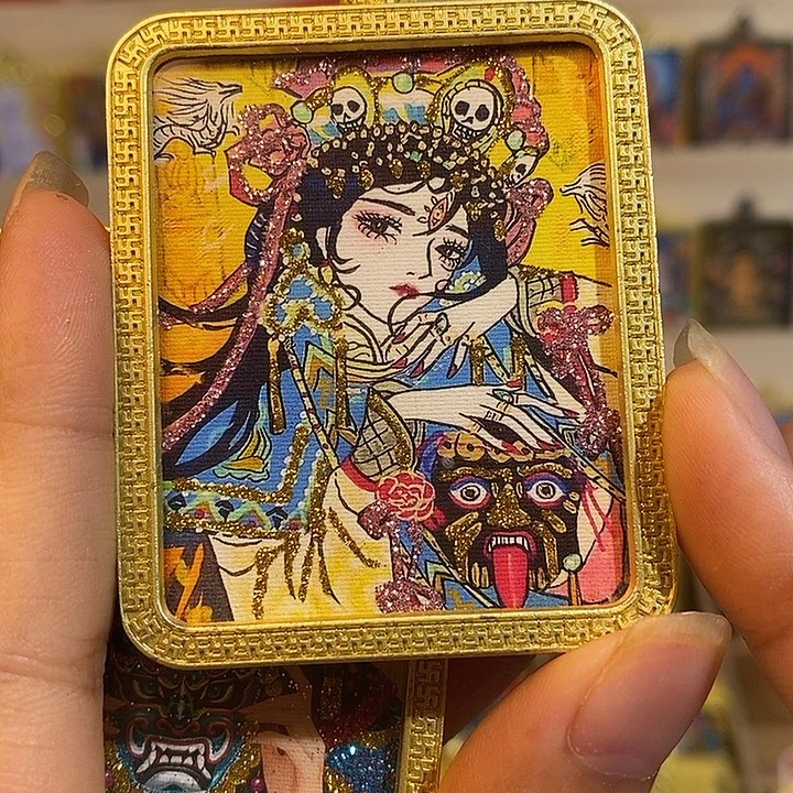 吊坠彩金款半手绘唐卡
