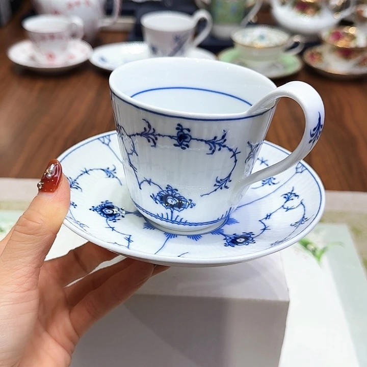 瓷片杯子杯子杯子水杯杯子水杯