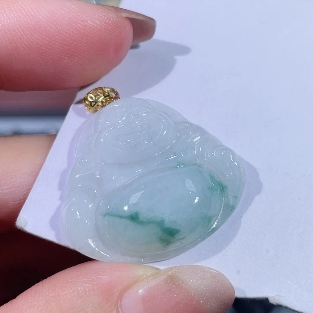 翡翠未镶嵌颈饰佛公