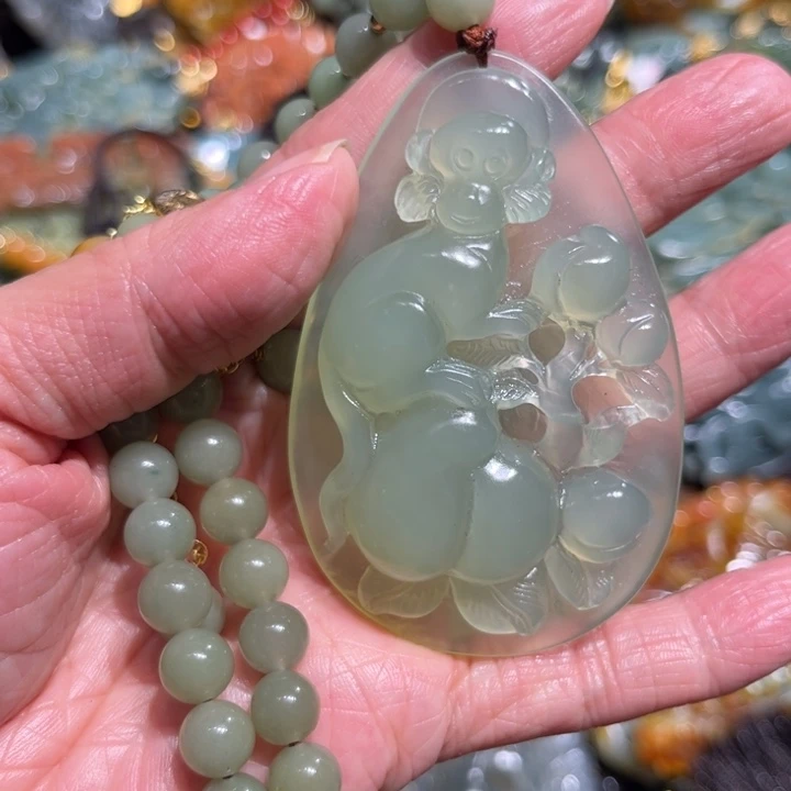 岫玉未镶嵌岫玉吊坠