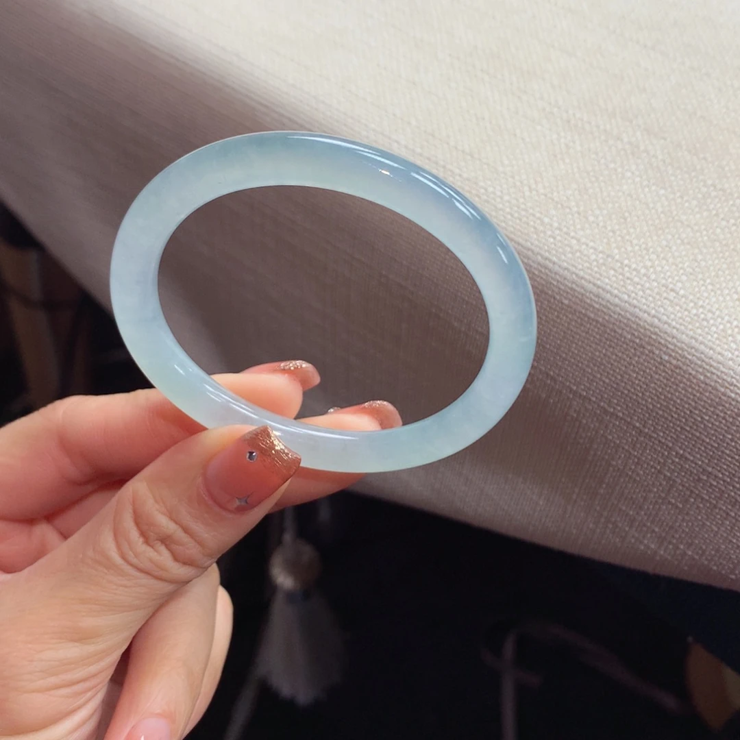 翡翠手镯未镶嵌19号