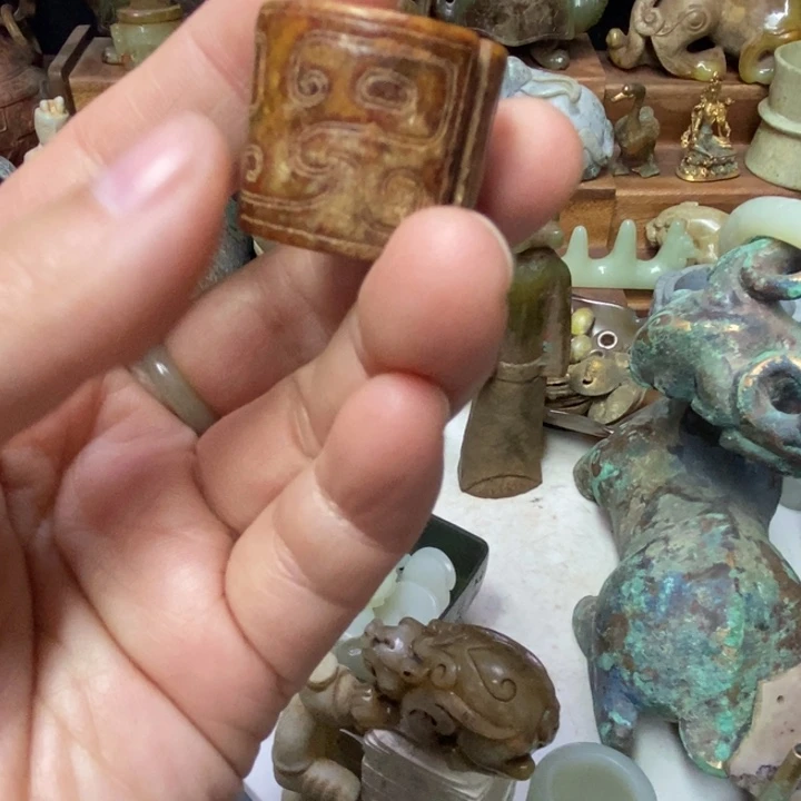 未镶嵌和田玉（糖玉）挂件