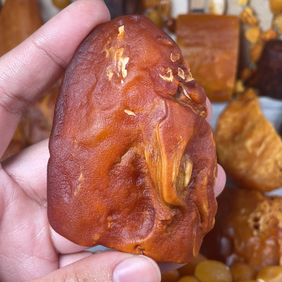 琥珀珠宝奇石未镶嵌