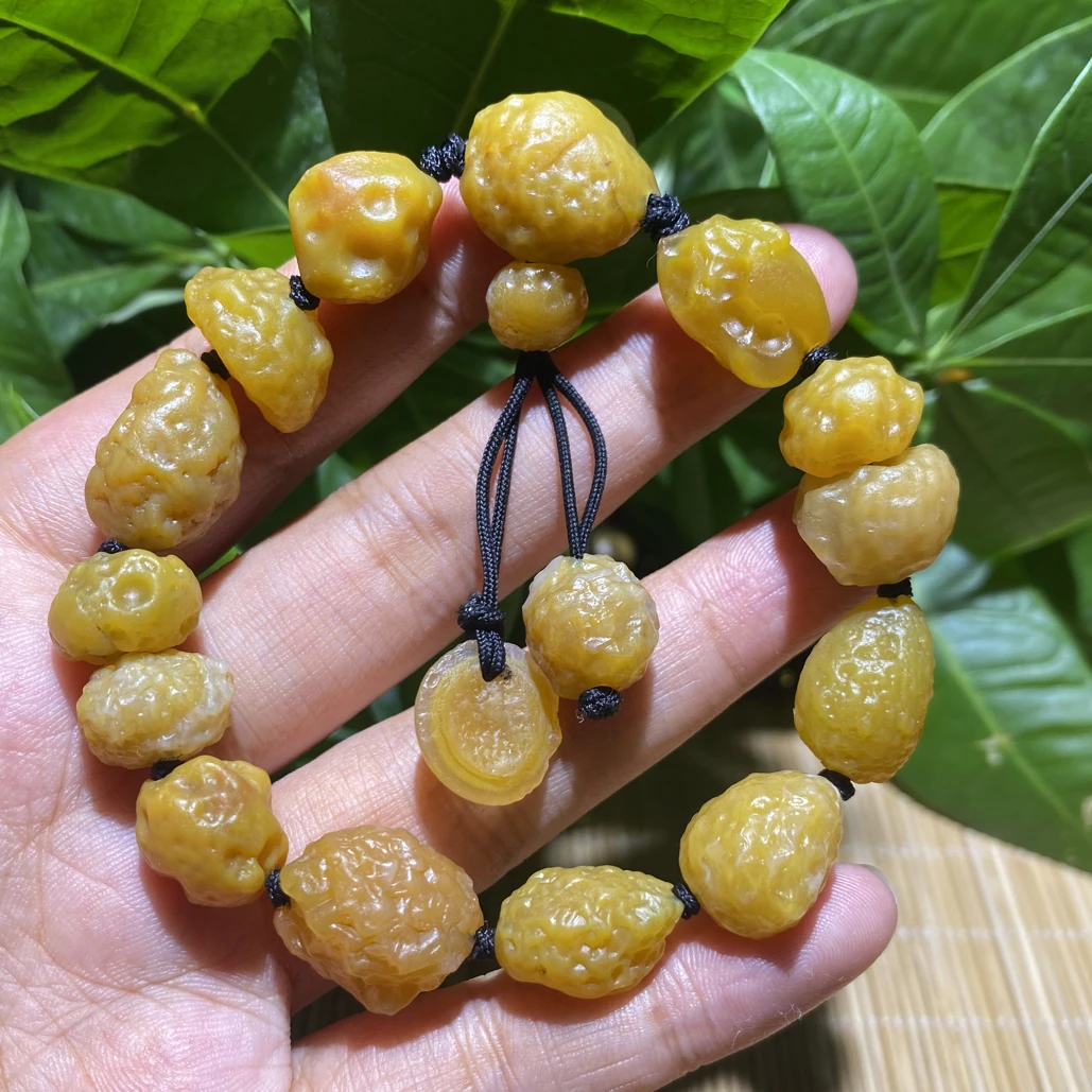 天然阿拉善戈壁石 鸡油黄 独特美观