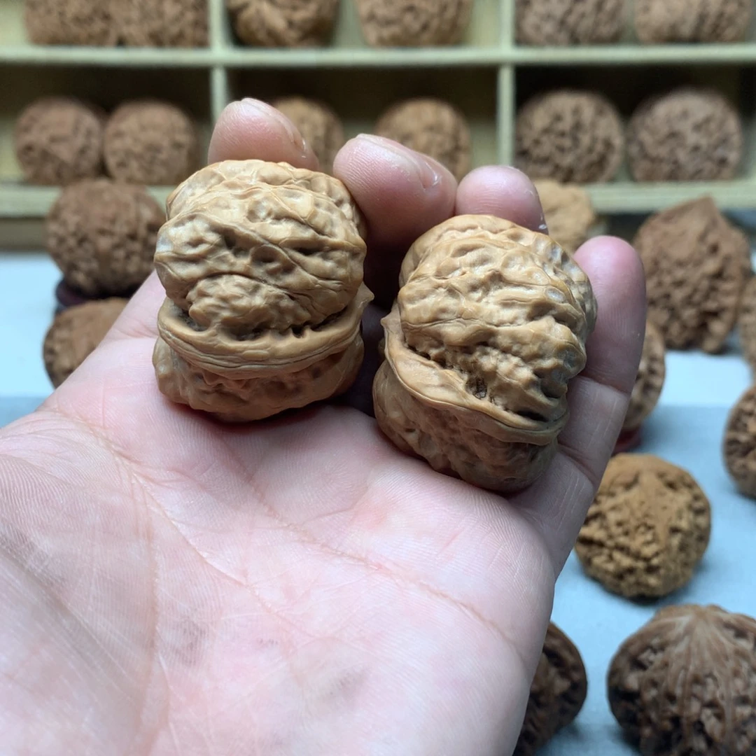 文玩核桃吊坠蛤蟆头38尺寸