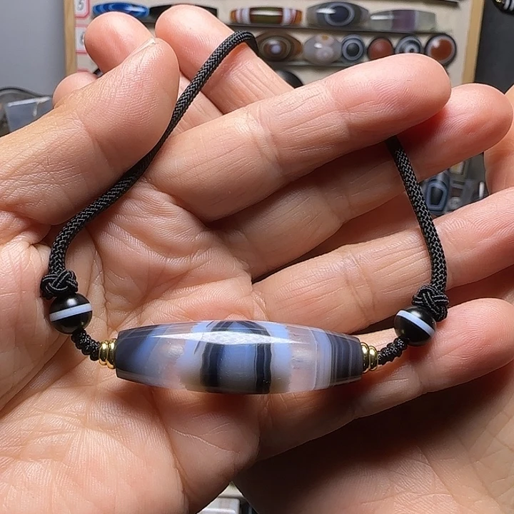 玛瑙/玉髓合金颈饰