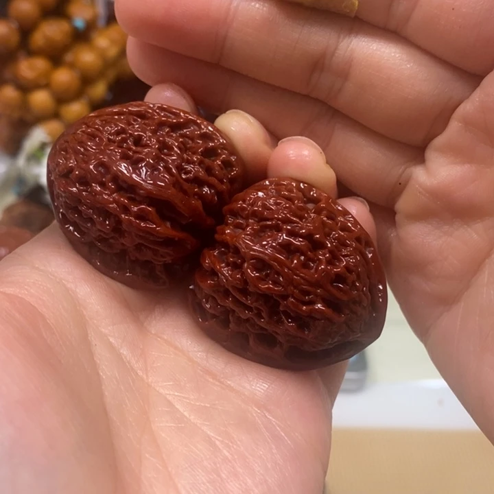 文玩核桃吊坠南疆石