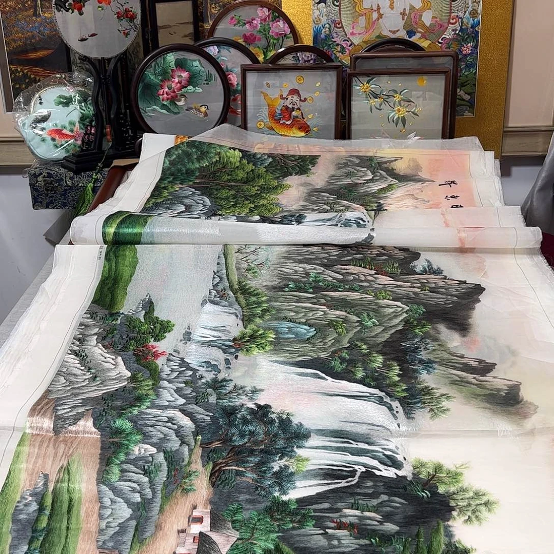 w***r刺绣纯手工刺绣画