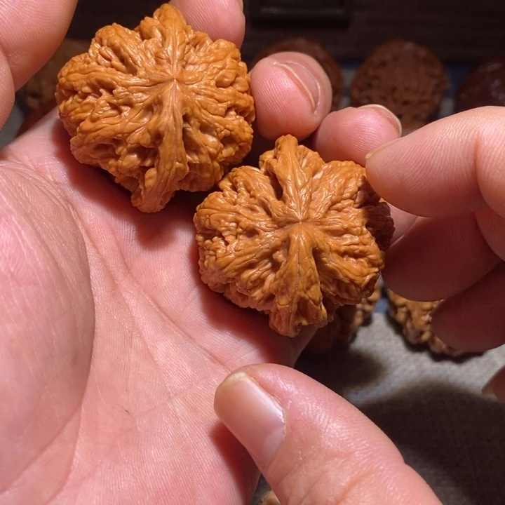 C***橙吊坠文玩核桃核桃