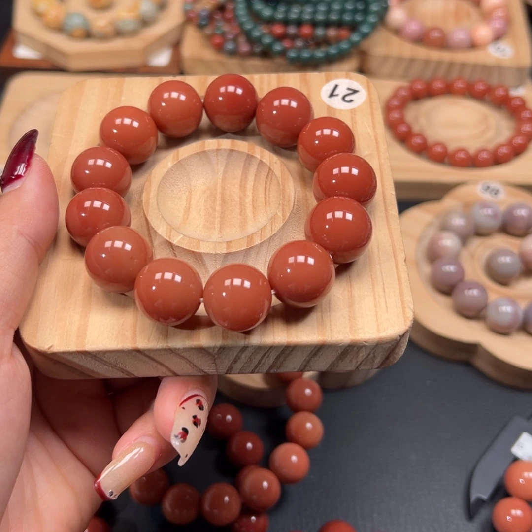 壹***石英质玉未镶嵌手链173