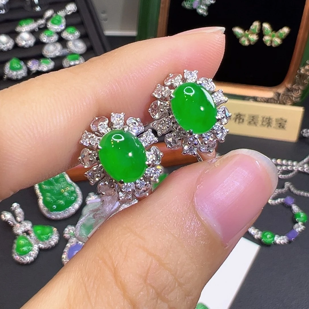 翡翠18K金镶嵌耳饰