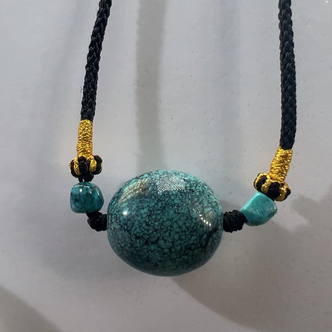 绿松石未镶嵌挂件