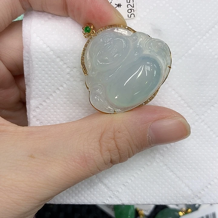 颈饰18K金镶嵌翡翠1235678899