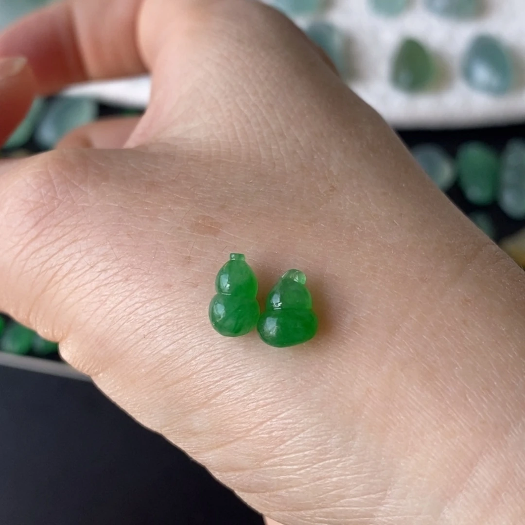 定制翡翠未镶嵌葫芦