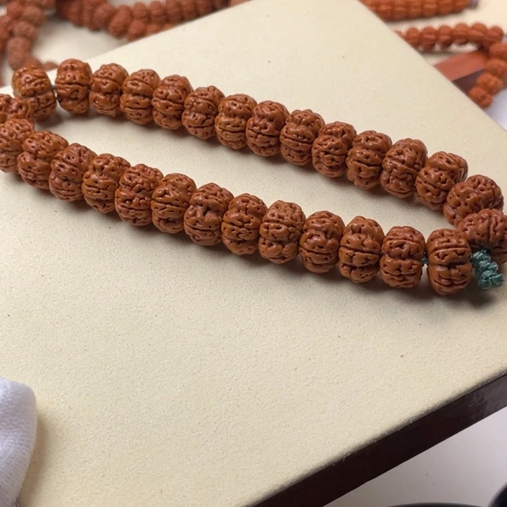 金刚菩提吊坠梅花13+