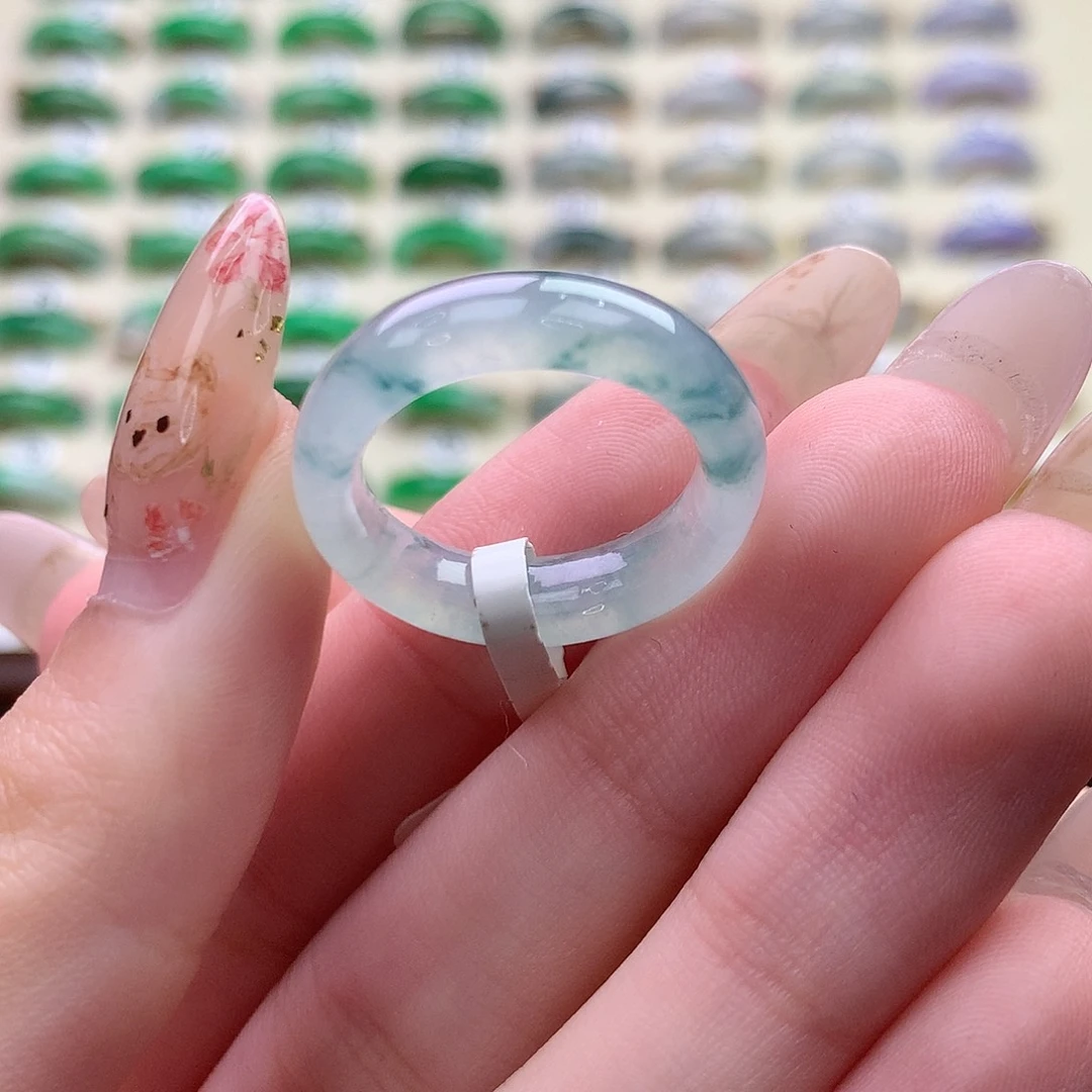 翡翠未镶嵌戒指港15