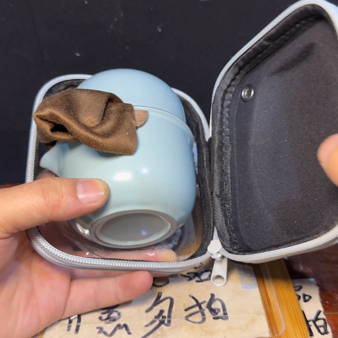 微瑕疵介意勿拍陶瓷器皿S560