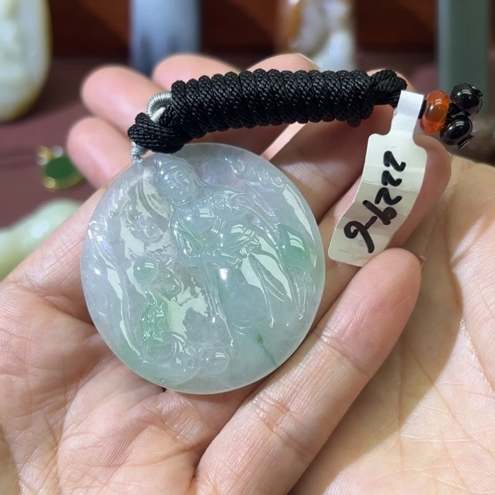 翡翠未镶嵌颈饰吊坠