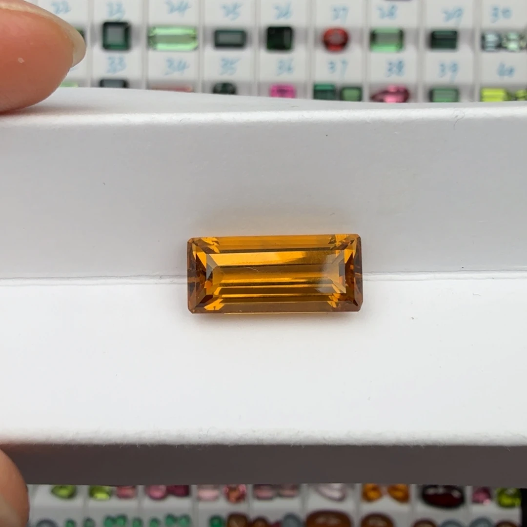 水晶珠宝半成品未镶嵌天然5.58克拉