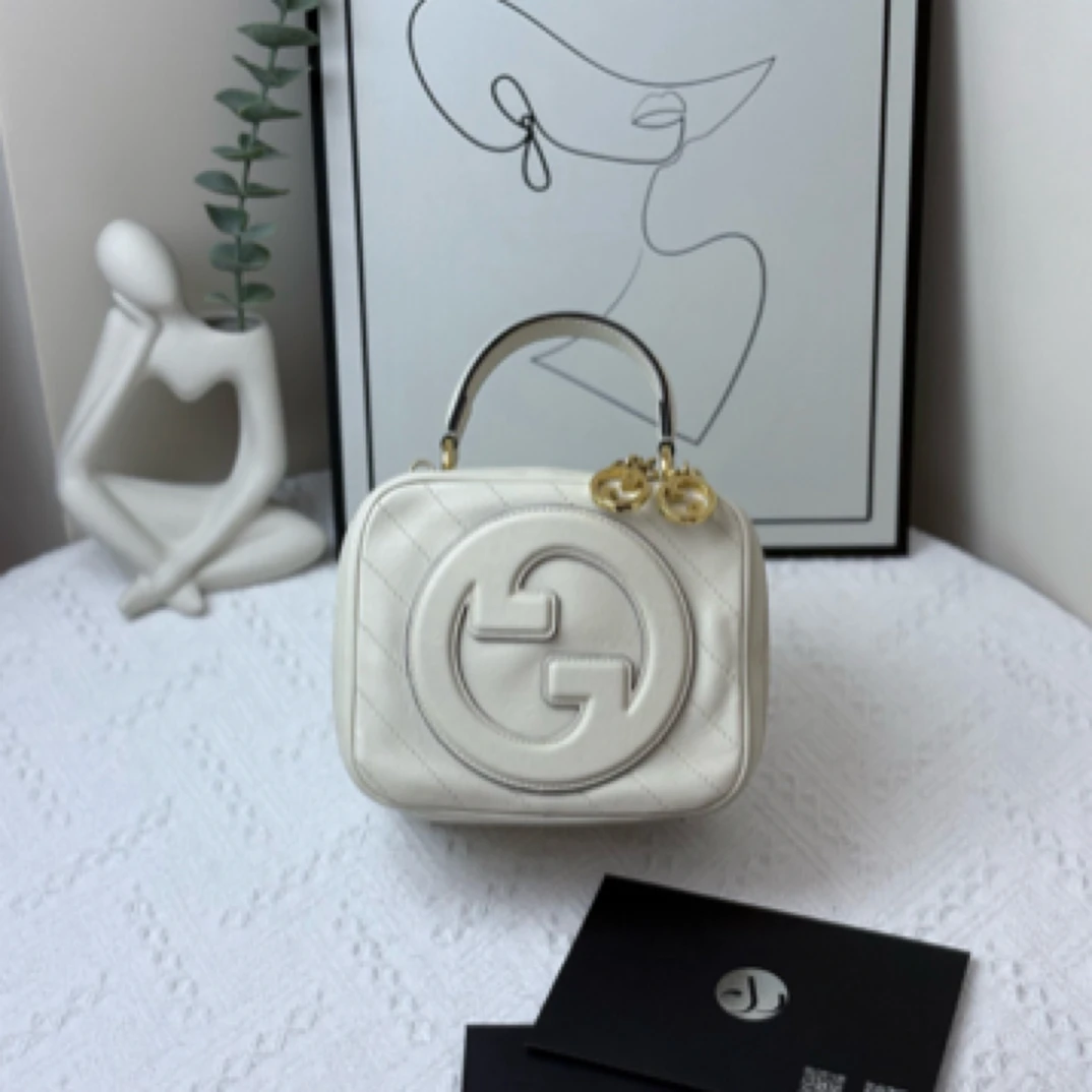 99新 GUCCI/古驰 手提 相机包 白色 23-24年/JWC148