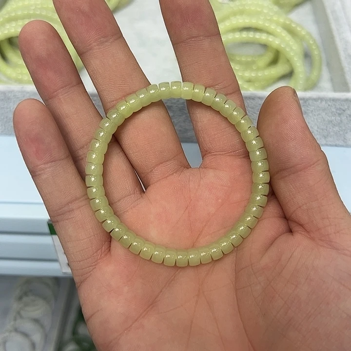 和田玉（糖玉）未镶嵌笔搁