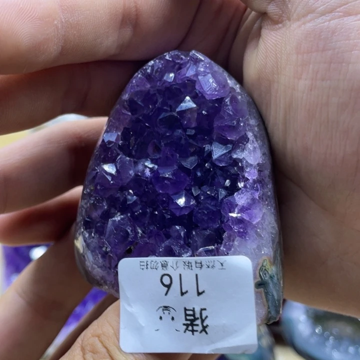 未镶嵌水晶大型摆件（非配饰）