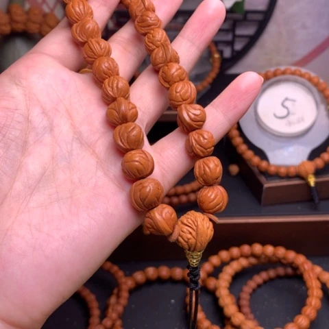 吊坠桃核龙纹桃核