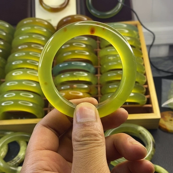 合金蛇纹石玉手链