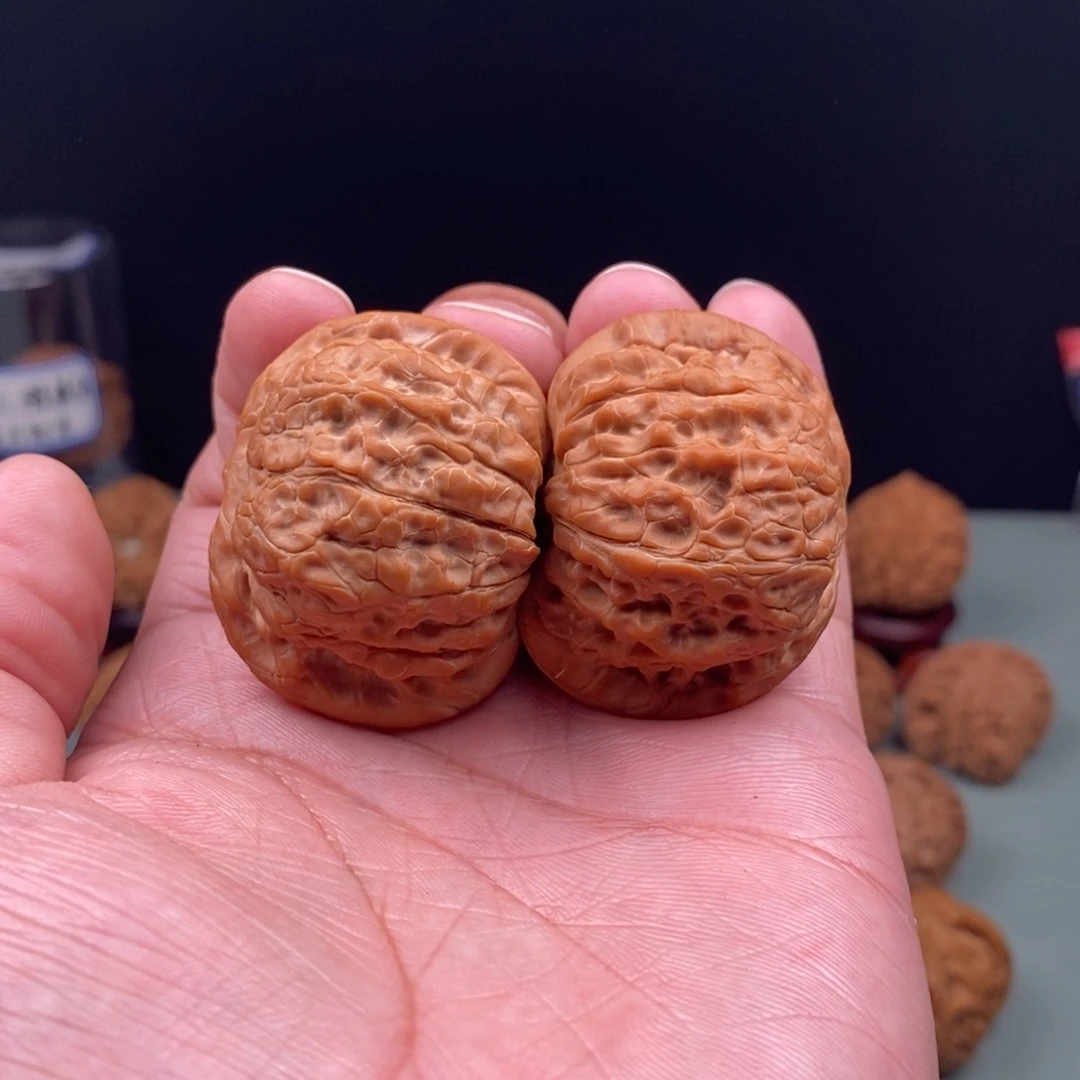 小***凯把件文玩核桃血麒麟42