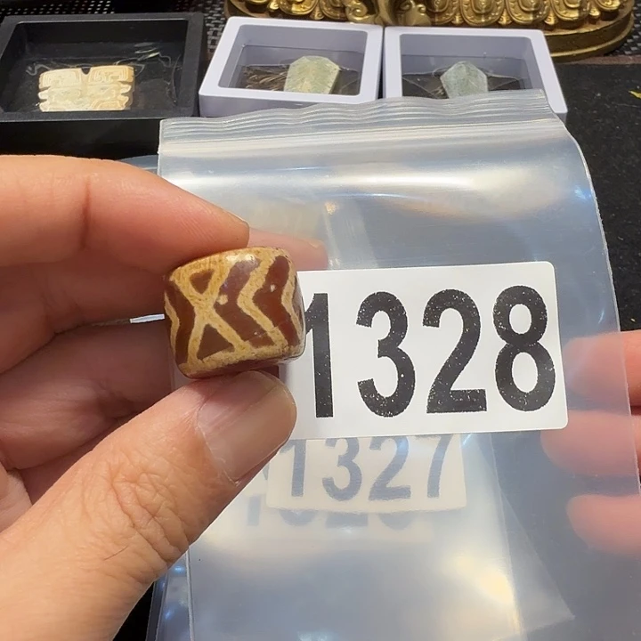 玛瑙/玉髓中式合金1328