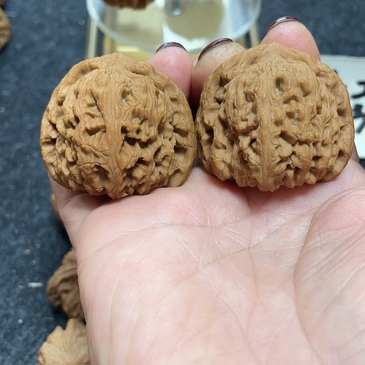 美***。把件文玩核桃南疆
