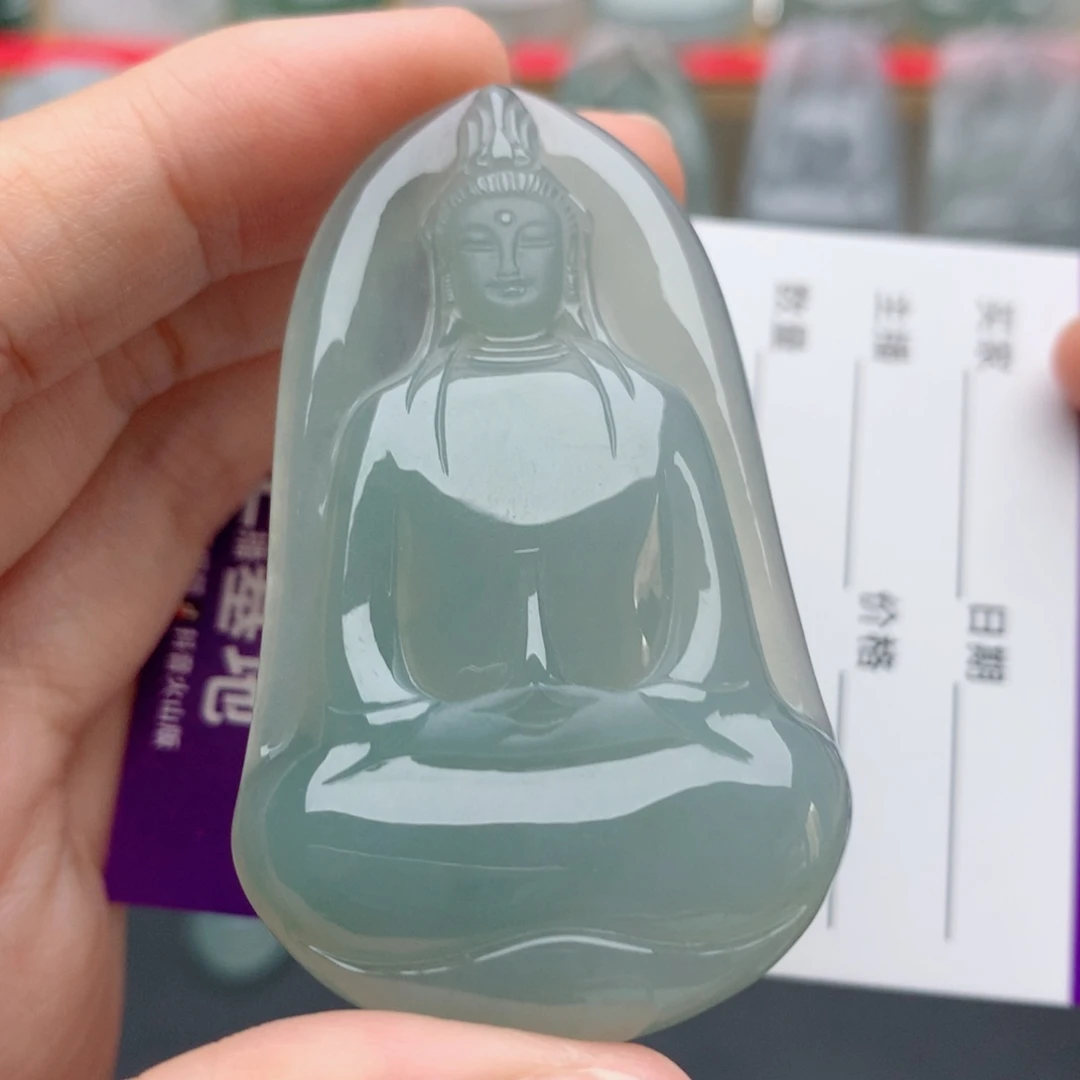 翡翠未镶嵌颈饰素衣