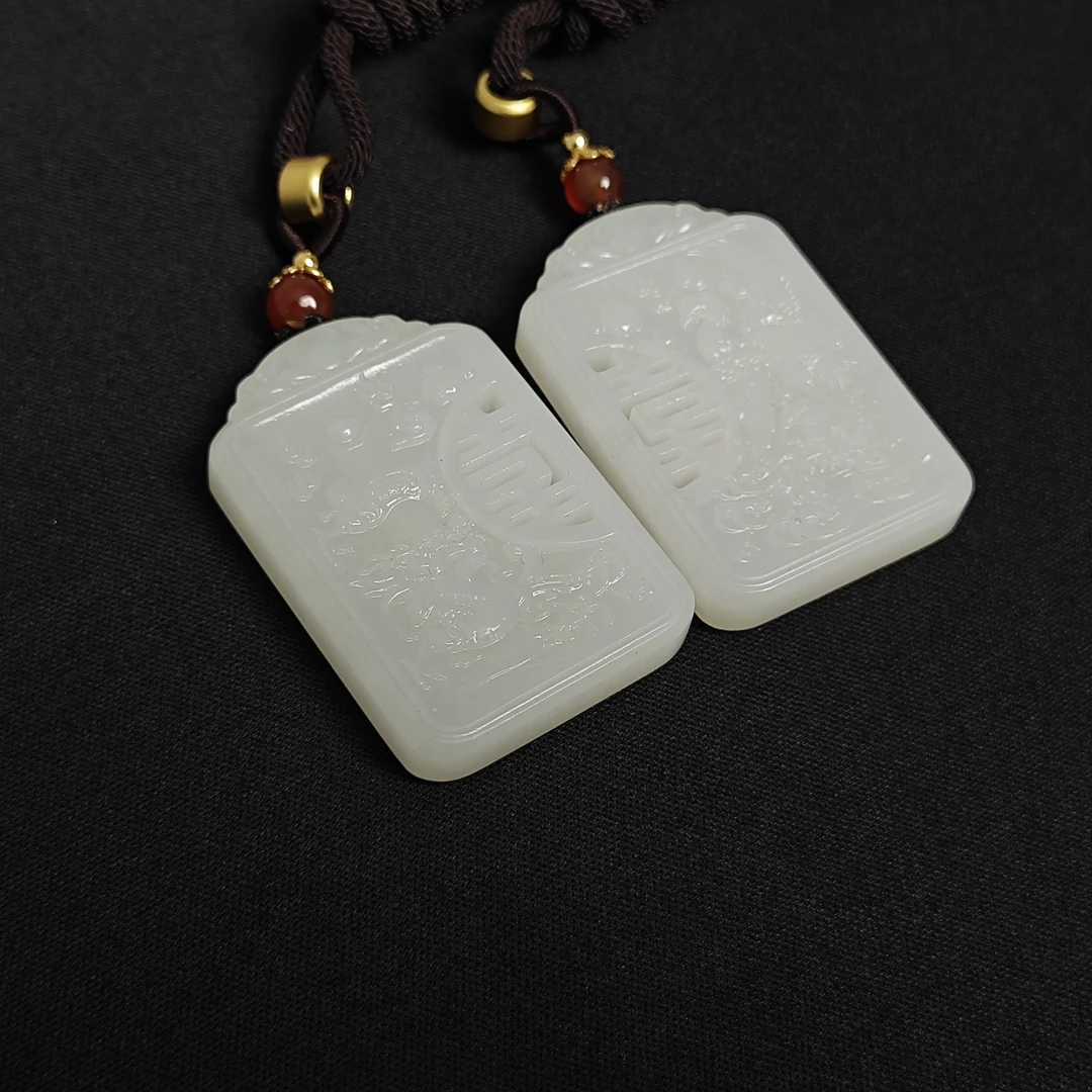 RCX0265创汇期和田白玉龙凤牌一对